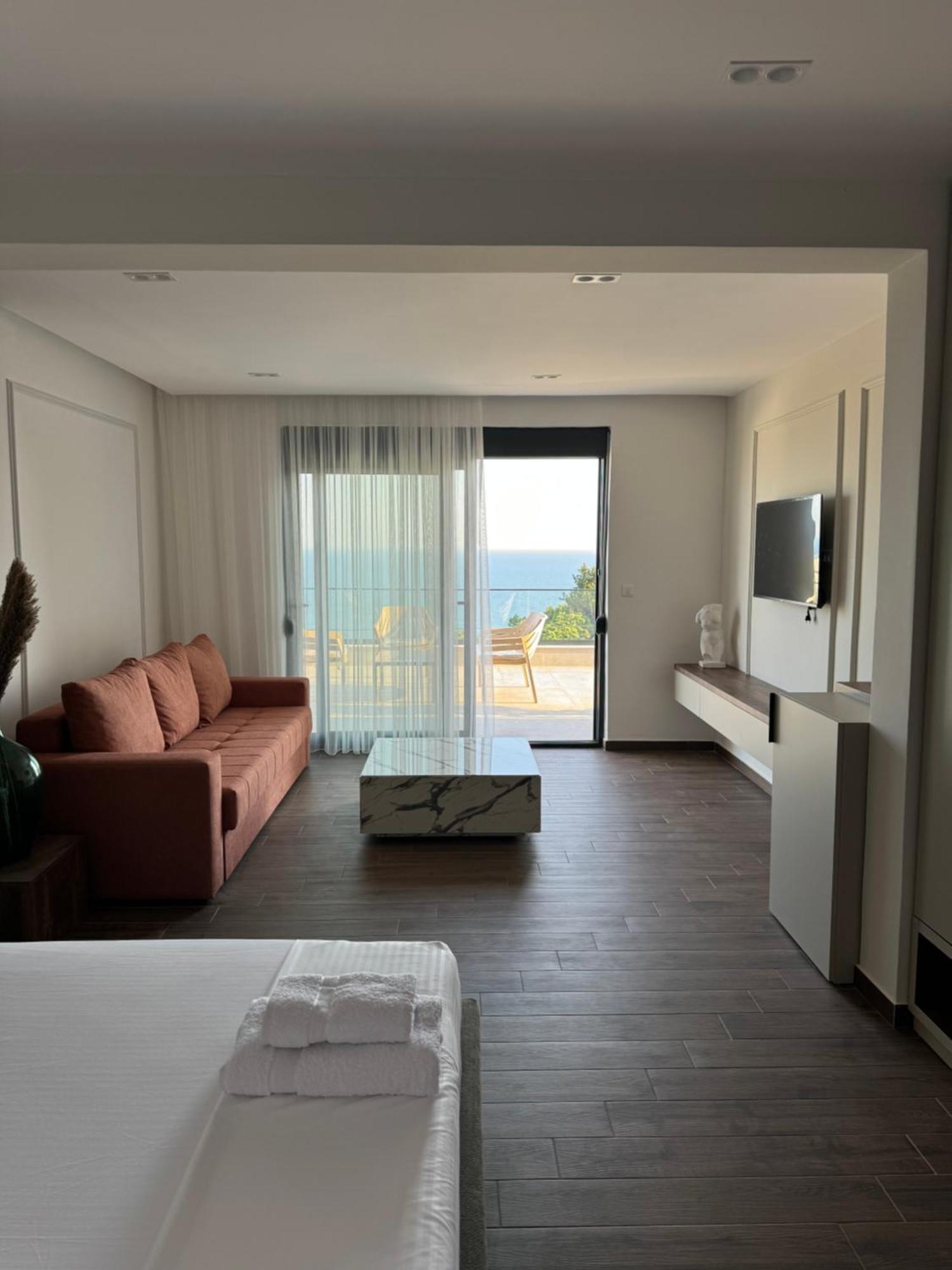 Villa Marmo 울친 외부 사진