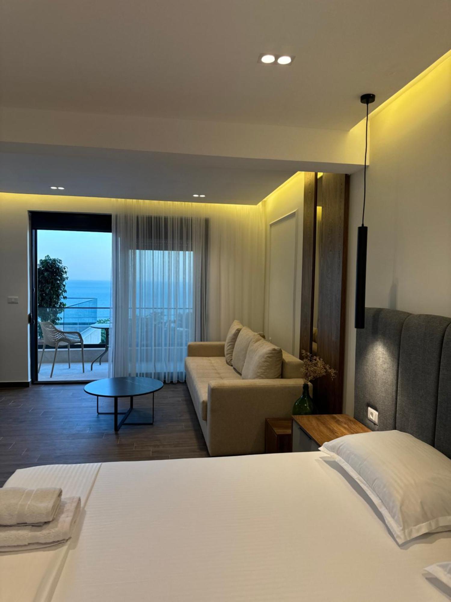 Villa Marmo 울친 외부 사진